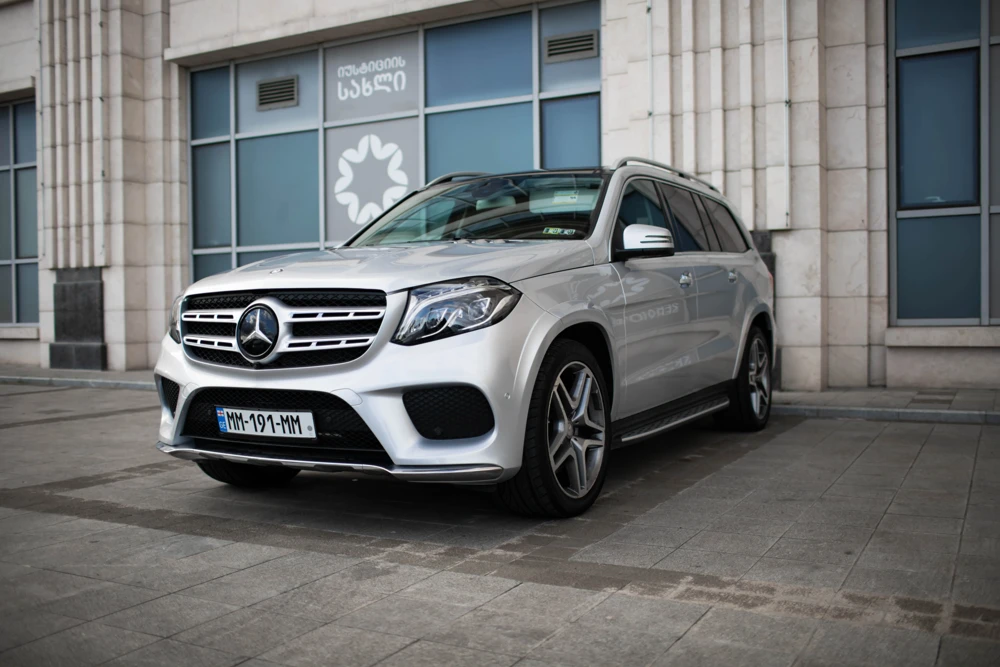 Mercedes-Benz GLS450 2018-1