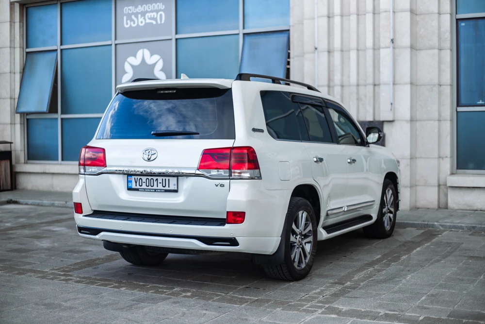 Toyota Land Cruiser 200 2018-2