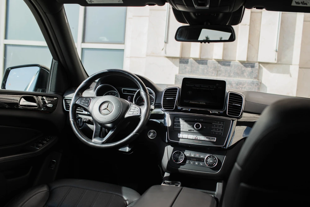 Mercedes-Benz GLS 450 2018-6