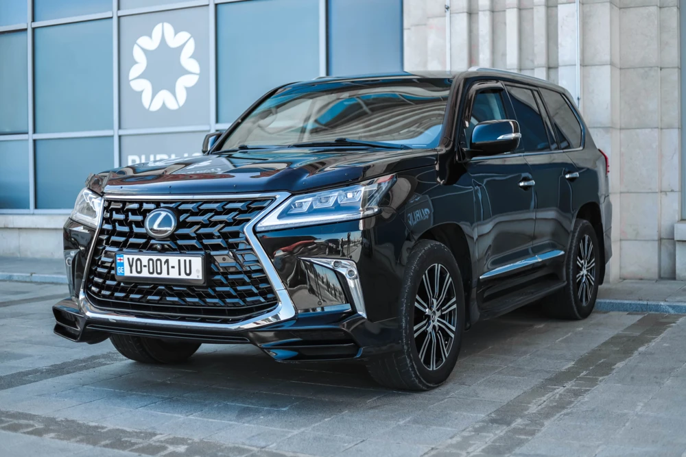 Lexus LX450D 2019-5