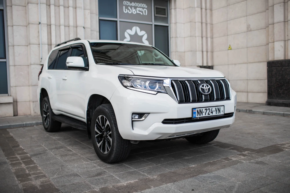 Toyota Prado 2020-8
