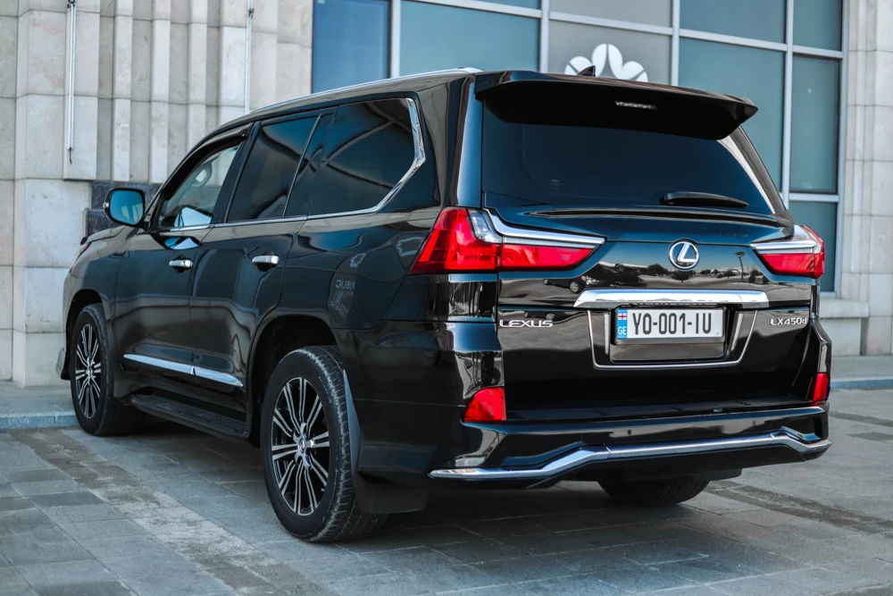 Lexus LX450D 2019-7